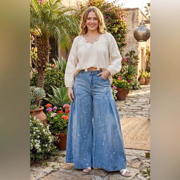 Oli & Hali Denim - Oli & Hali Bleach Splatter Wide Leg Pleated Side Jeans - XL - EUC